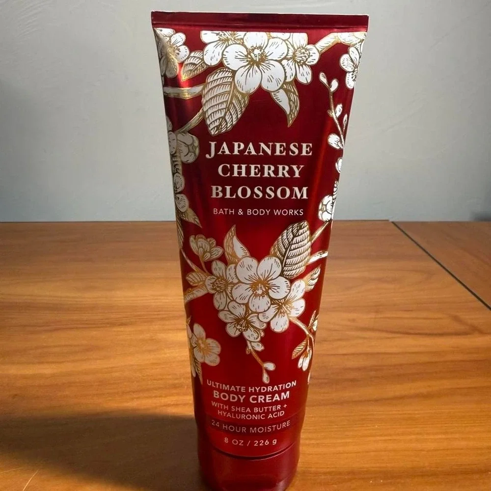 FULL Bath & Body Works Japanese Cherry Blossom Body Cream Lotion Full SIze